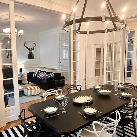 Appartement Luxury With Eiffel Tower Views Near Victor Hugo