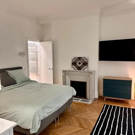 Luxury With Eiffel Tower Views Near Victor Hugo Appartement *